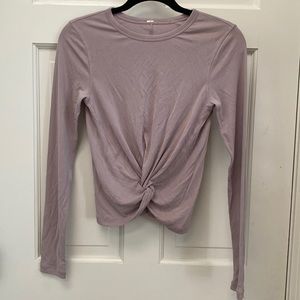 NWOT Lululemon Crop Top with Twist in front - 4 - light purple